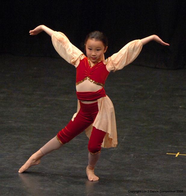Luv2Dance003