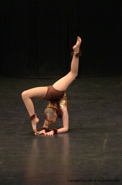 Luv2Dance016