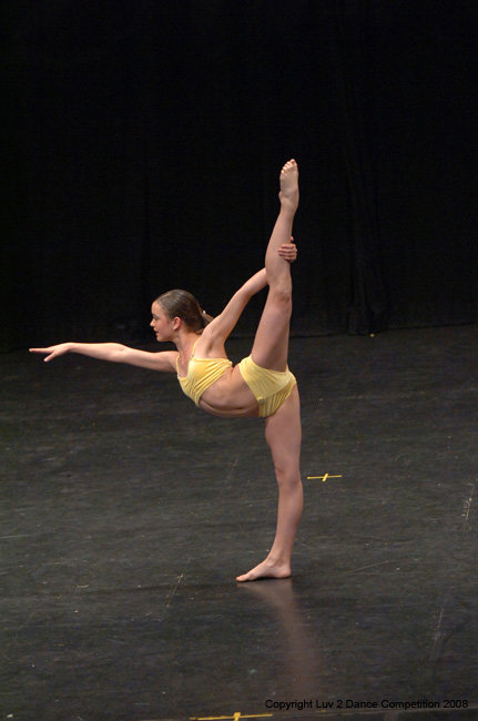 Luv2Dance018