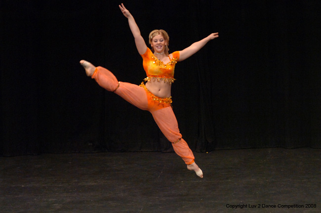 Luv2Dance024