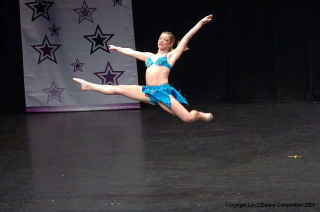Luv2Dance025