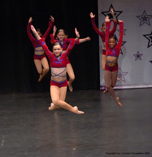 Luv2Dance032