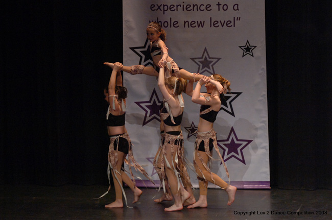 Luv2Dance041