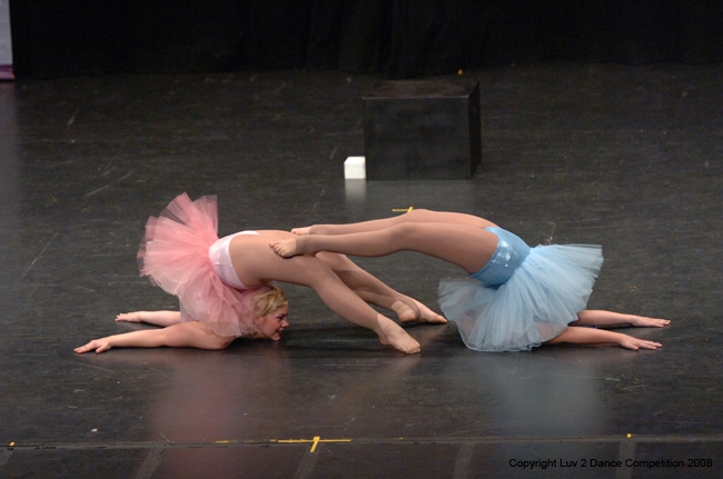 Luv2Dance042