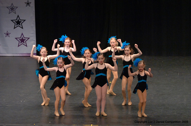 Luv2Dance044