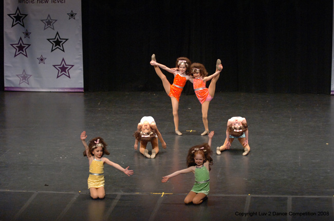 Luv2Dance045