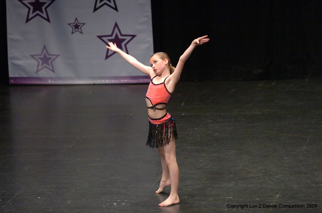 Luv2Dance047
