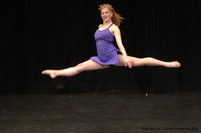 Luv2Dance055