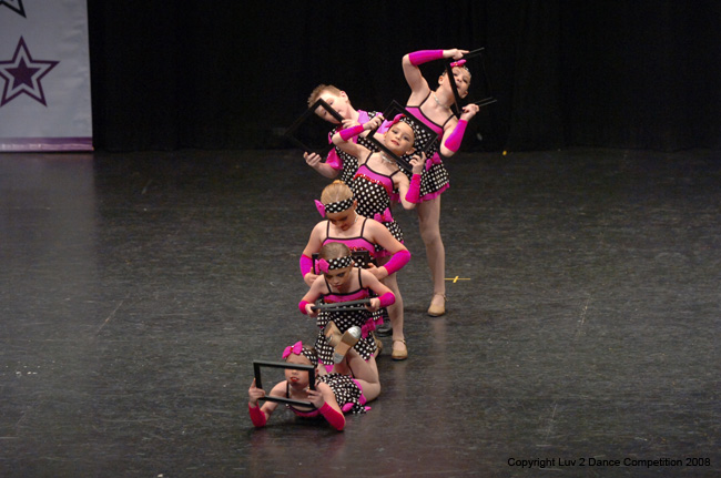 Luv2Dance062
