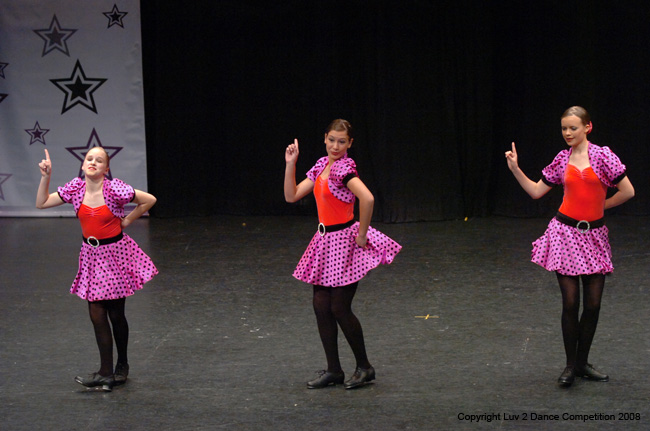 Luv2Dance070