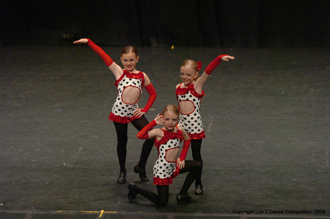 Luv2Dance096