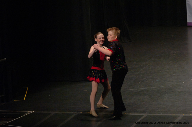 Luv2Dance098