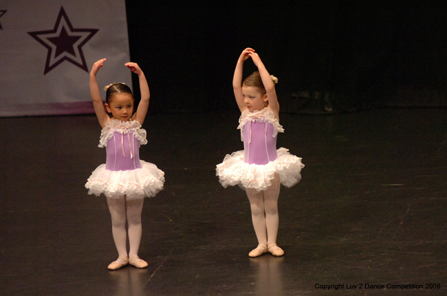 Luv2Dance154