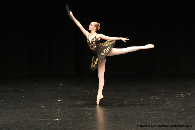 Luv2Dance198