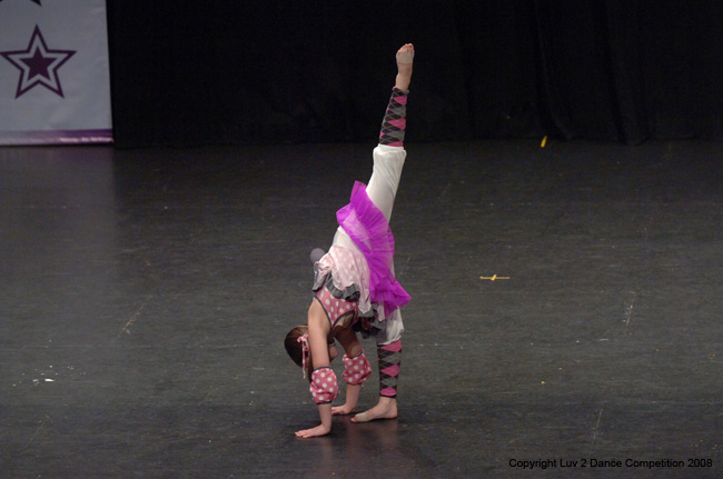 Luv2Dance233