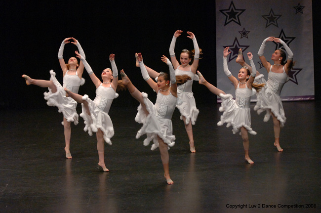 Luv2Dance236