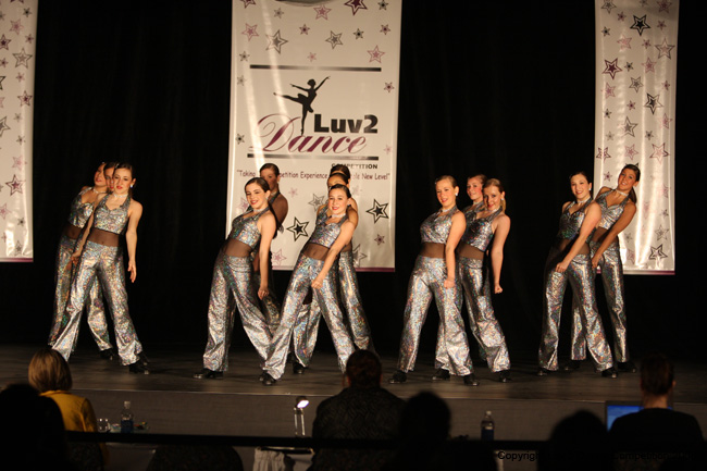 Luv2Dance383