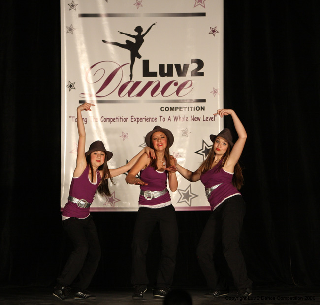 Luv2Dance429