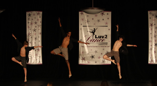 Luv2Dance452