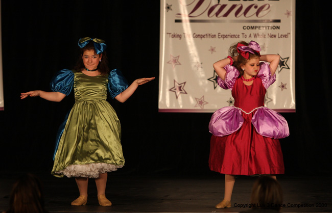 Luv2Dance458