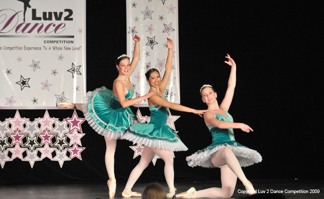 Luv2Dance2009_0225