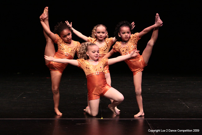 Luv2Dance2009_0260