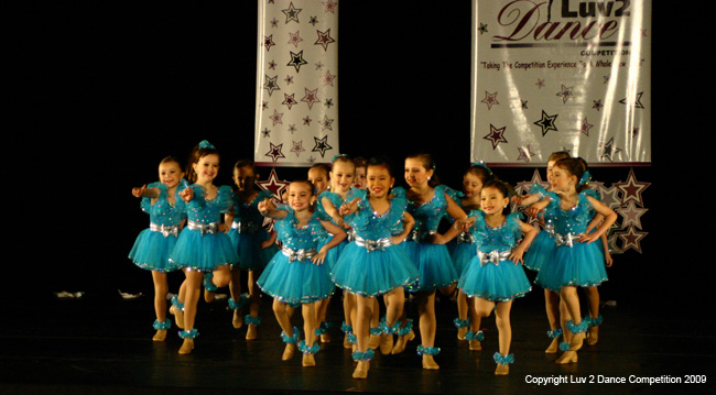 Luv2Dance2009_0308